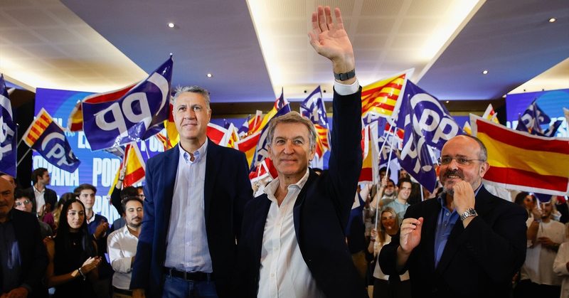 Feijóo, entre Xavier García Albiol y Alejandro Fernández, en el acto del PP en Barcelona